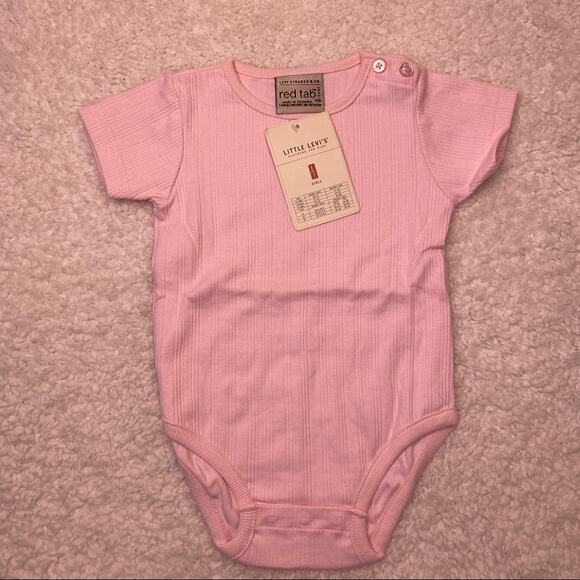 Levi’s Red Tab Onsie and Skirt Set 12 Months - Picture 2 of 10